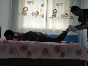 白袜调教男男videochinese_白袜调教：男男之间的私密互动