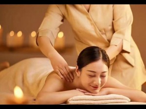 少妇私密精油SPA按摩【少妇私密精油 SPA 按摩：放松身心的极致享受】